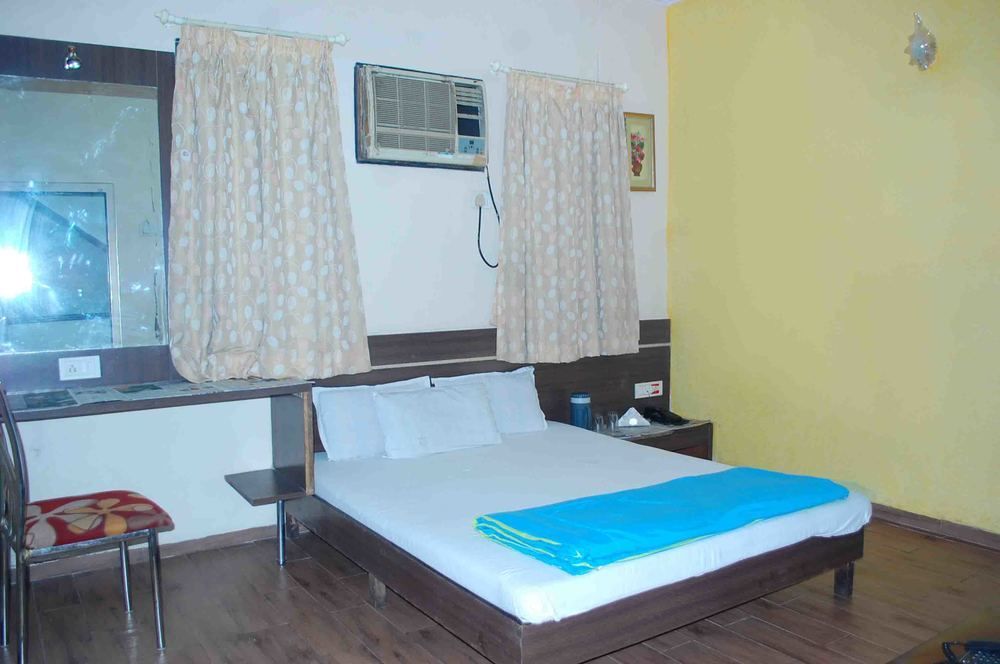 Hotel New India Bombay